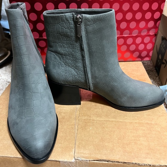 Sam Edelman Joey Ankle Boots - Grey 7 1/2 - Picture 2 of 4